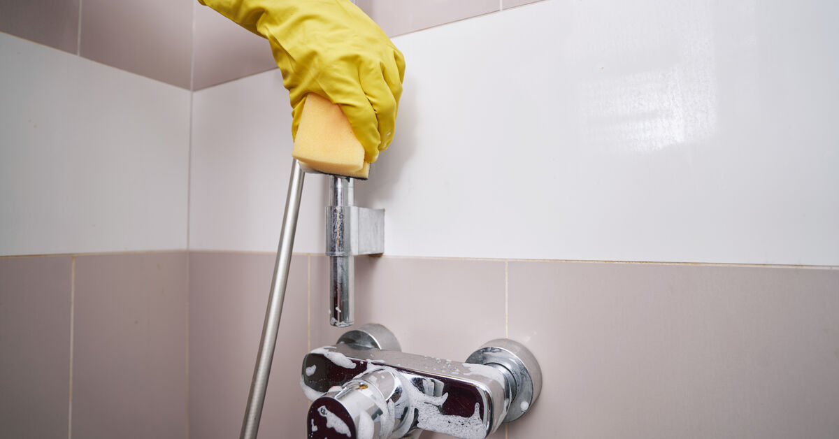Reduced water flow from scaled showerhead