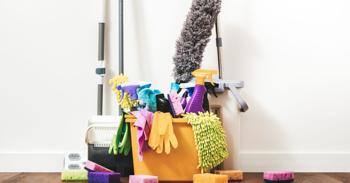 Cleaning kit for move-out service
