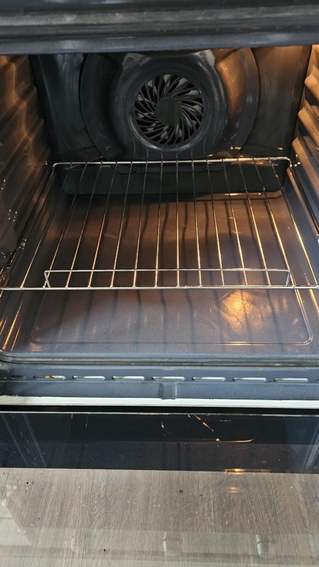 After photo for Backofen reinigen